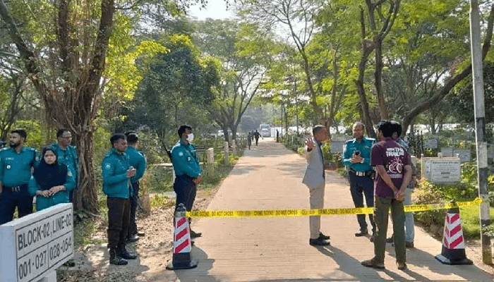 Thumbnail for ১১৪ শহীদের মরদেহ উত্তোলন: অবশেষে প্রিয়জনের সন্ধান পেলেন স্বজনেরা