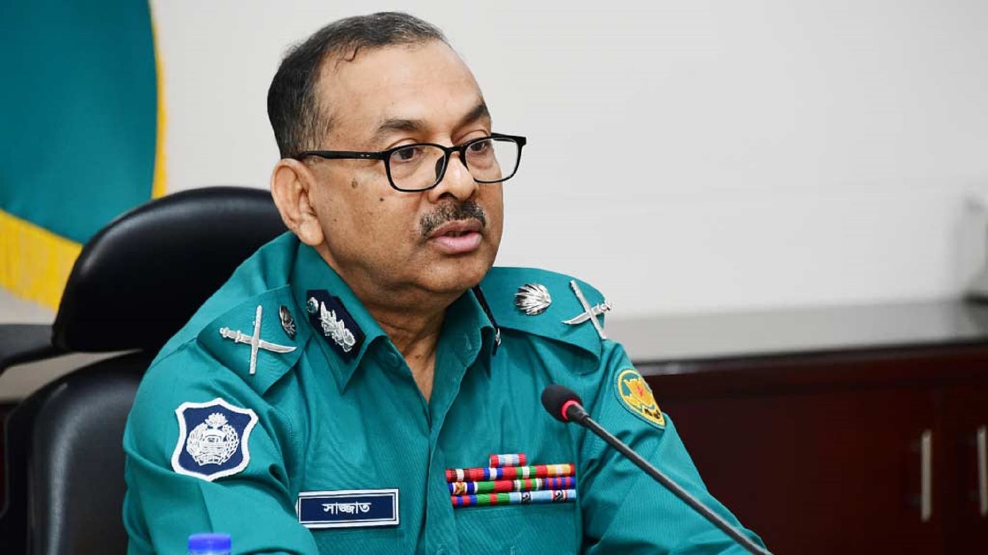 Thumbnail for পুলিশের ওপর হামলা বাড়লে খেসারত জনগণকেই দিতে হবেঃডিএমপি কমিশনার