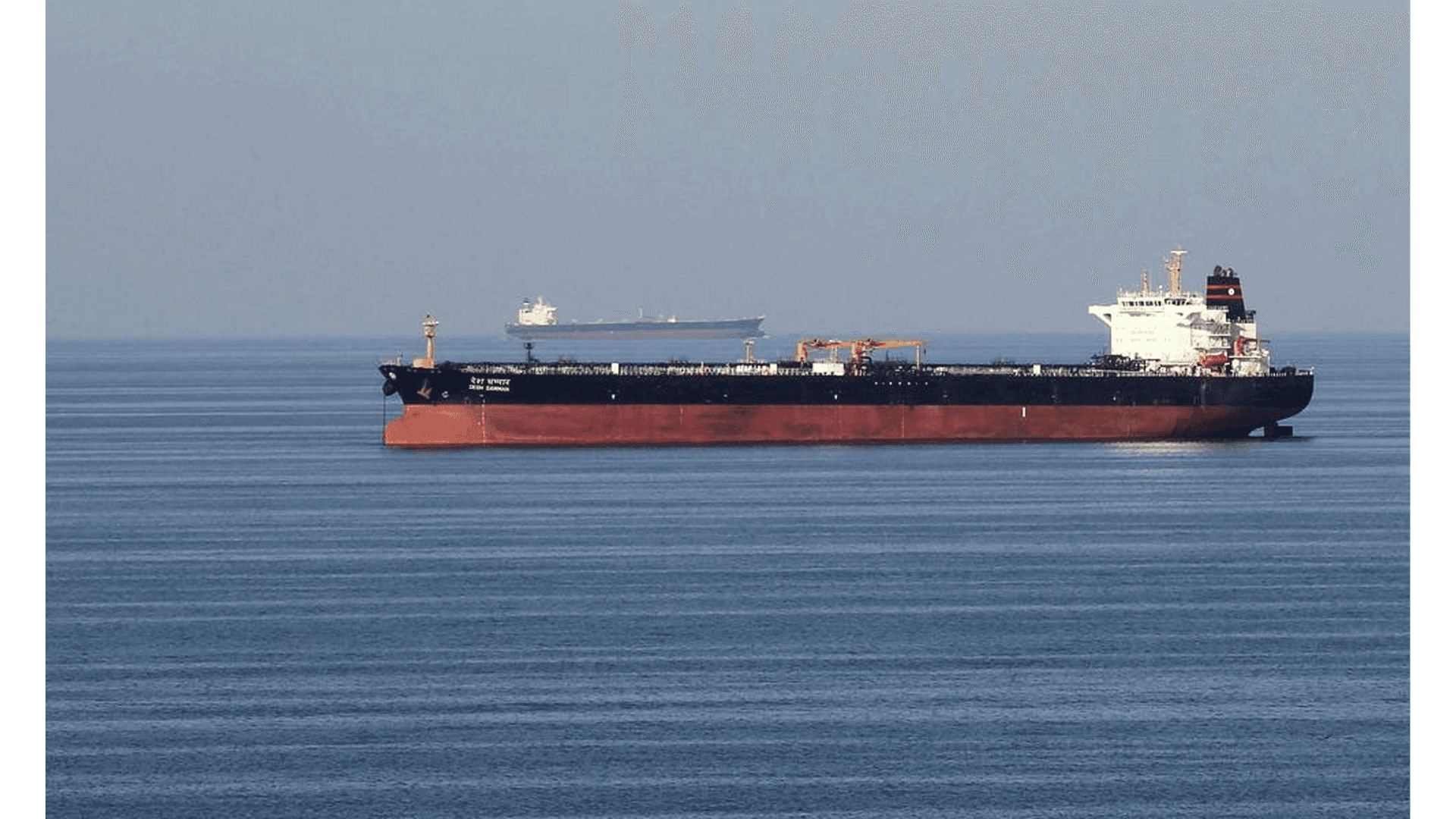 ইরানে তেলবাহী ট্যাংকার জব্দ, বাংলাদেশিসহ ১৮ ক্রু আটক