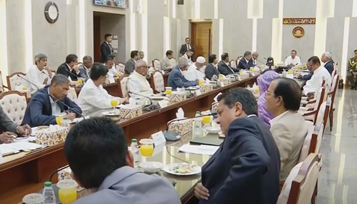 প্রধানমন্ত্রী তারেক রহমানের নেতৃত্বে মন্ত্রিসভার প্রথম বৈঠক অনুষ্ঠিত