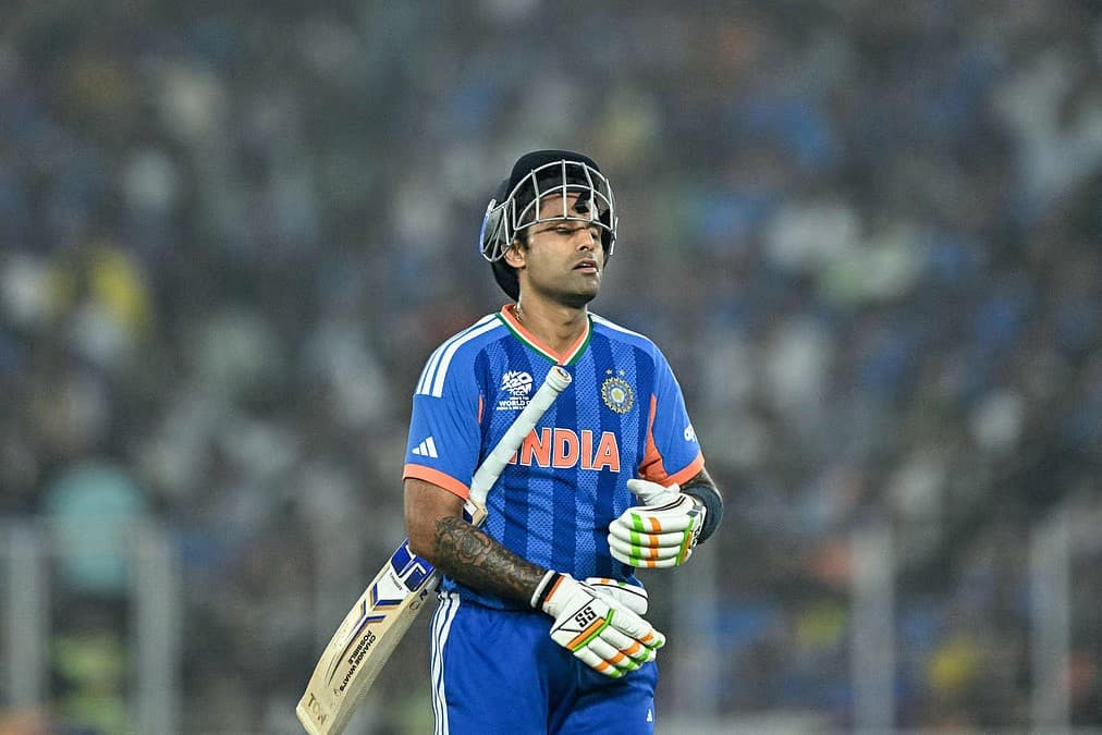 Thumbnail for আহমেদাবাদে ভারতের চূর্ণবিচূর্ণ রেকর্ড: প্রোটিয়া ঝড়ে থামল জয়ের রথ