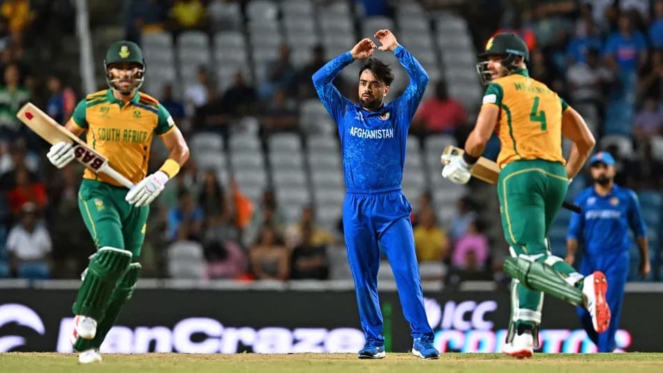 Thumbnail for দুই সুপার ওভারের মহানাটকীয়তা: আফগানদের হৃদয় ভেঙে প্রোটিয়াদের জয়