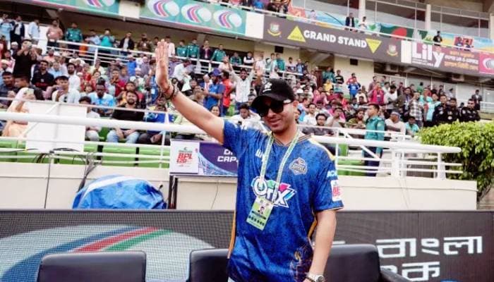 ঢাকা ক্যাপিটালসের মালিকানা হারালেন শাকিব খান