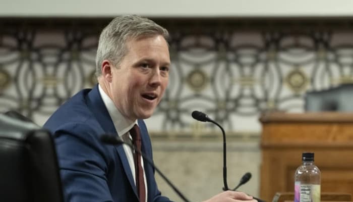 Thumbnail for ড্যান ড্রিসকল: মার্কিন প্রশাসনে উত্থান, যুদ্ধবিরোধী আলোচনায় নতুন মুখ