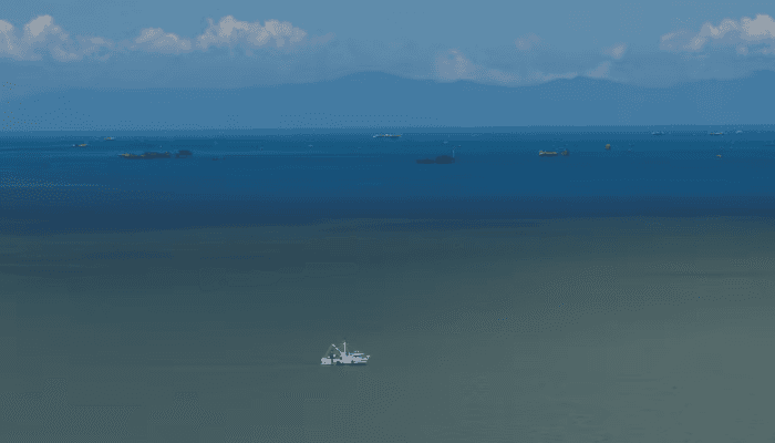 Thumbnail for ভেনেজুয়েলার আকাশসীমা ‘পুরোপুরি’ বন্ধের হুমকি দিলেন ট্রাম্প