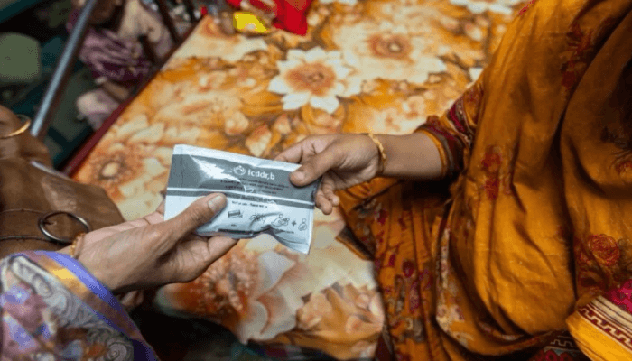 Thumbnail for আন্তর্জাতিক স্বীকৃতি পেল আইসিডিডিআরবি’র অন্ত্র-সুস্থকারী খাবার