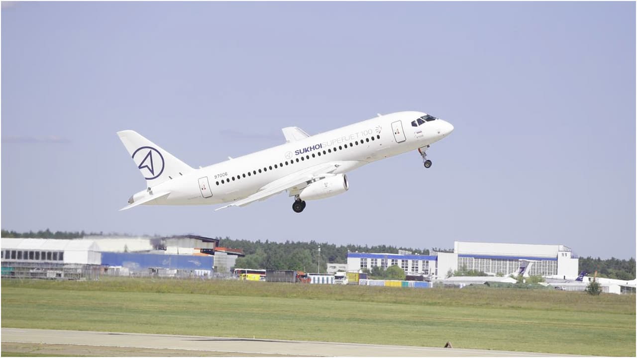 Thumbnail for যাত্রীবাহী বিমান বানাবে ভারত, রাশিয়ার সঙ্গে চুক্তি