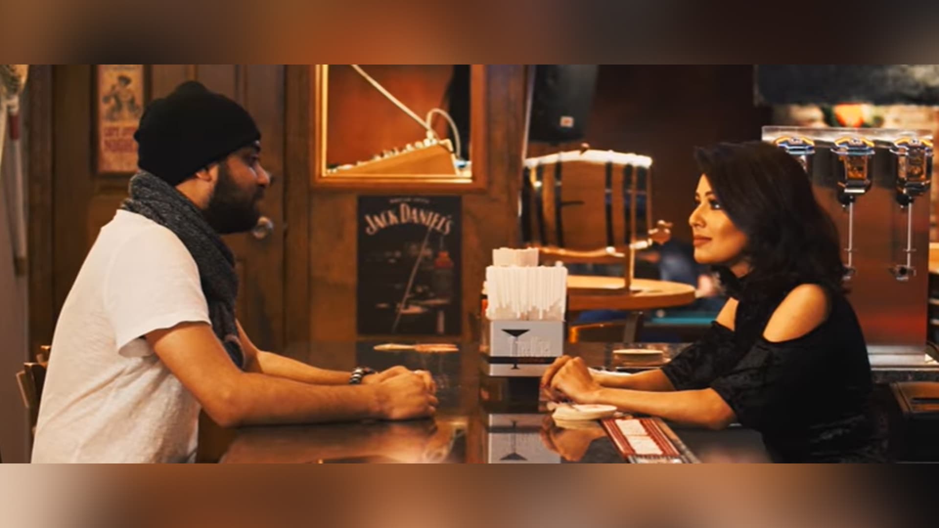 Thumbnail for ইউটিউবে মুক্তি পেল হৃদয়-মোনালিসার শর্টফিল্ম ‘ট্র্যাপড’