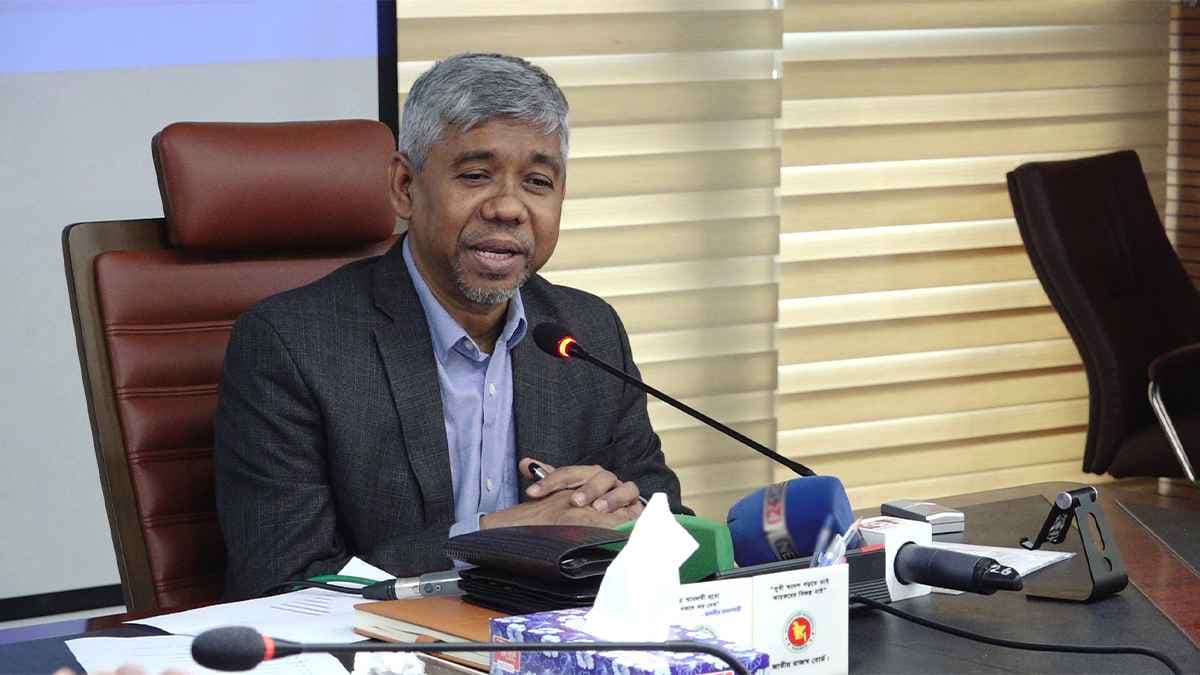 Thumbnail for ‘আমরা ঋণের ফাঁদে পড়ে গেছি’: এনবিআর চেয়ারম্যান