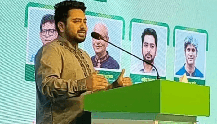 Thumbnail for নির্বাচনের মাধ্যমে শান্তিপূর্ণ ট্রানজিশনই এখন বড় চ্যালেঞ্জ: নাহিদ ইসলাম