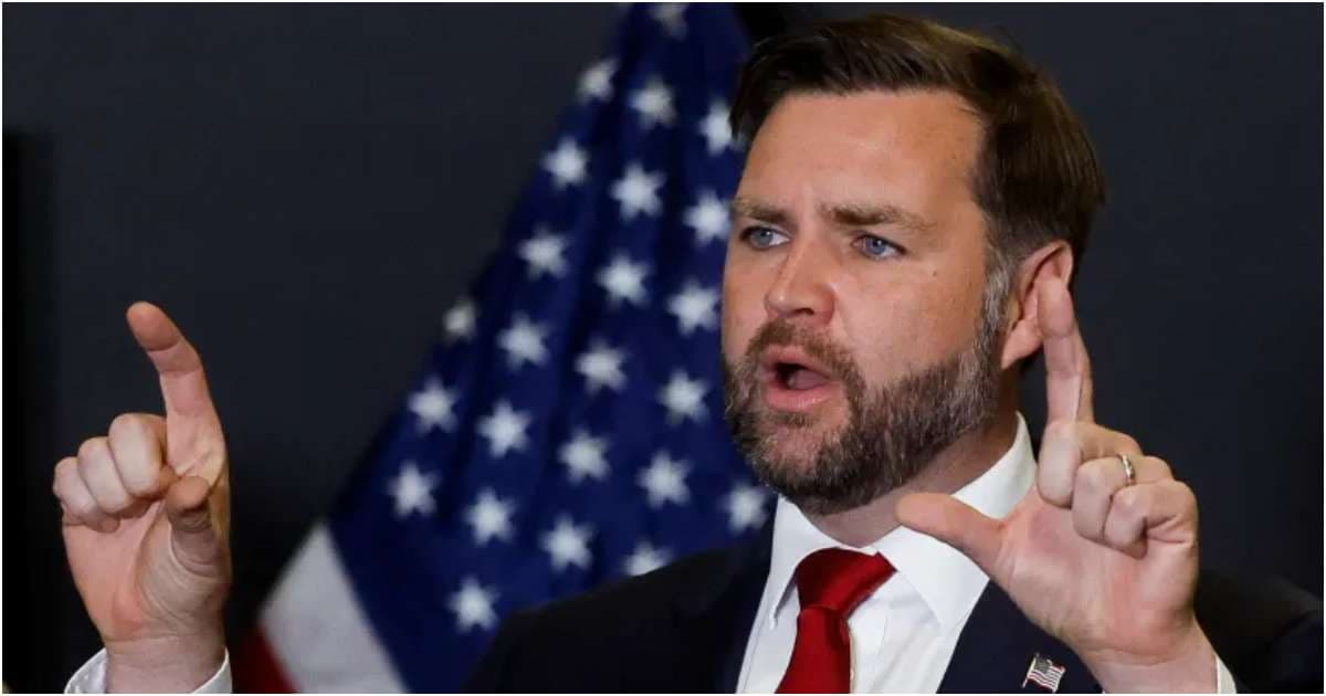 Thumbnail for গাজায় প্রাণঘাতী বোমা ইসরায়েলের, যুদ্ধবিরতি বহালের দাবি ভ্যান্সের