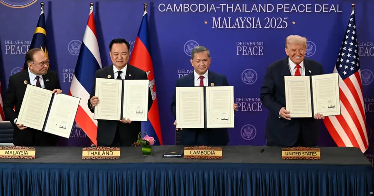 Thumbnail for থাইল্যান্ড-কম্বোডিয়ার ঐতিহাসিক শান্তি চুক্তির সাক্ষী হলেন ট্রাম্প