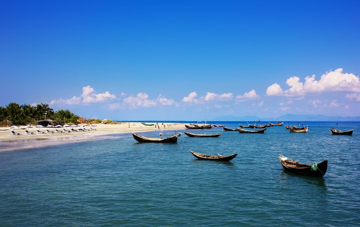 Thumbnail for নভেম্বর থেকে সেন্ট মার্টিন যেতে পারবেন পর্যটকরা: পরিবেশ উপদেষ্টা