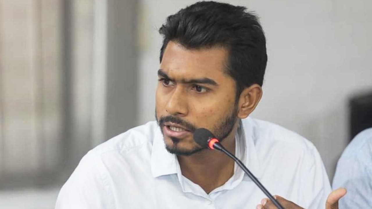 Thumbnail for ‘নির্বাচনের আগে জাতীয় পার্টির বিষয়ে ফয়সালা হওয়া দরকার’