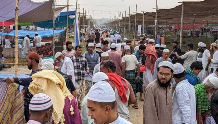 Thumbnail for ইজতেমায় আরও এক মুসল্লির মৃত্যু