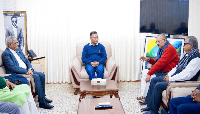 Thumbnail for তারেক রহমানের সাথে বাম জোটের শীর্ষ নেতাদের সাক্ষাৎ