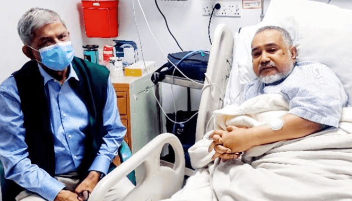 Thumbnail for জামায়াত নেতা ডা. তাহেরকে দেখতে হাসপাতালে মির্জা ফখরুল