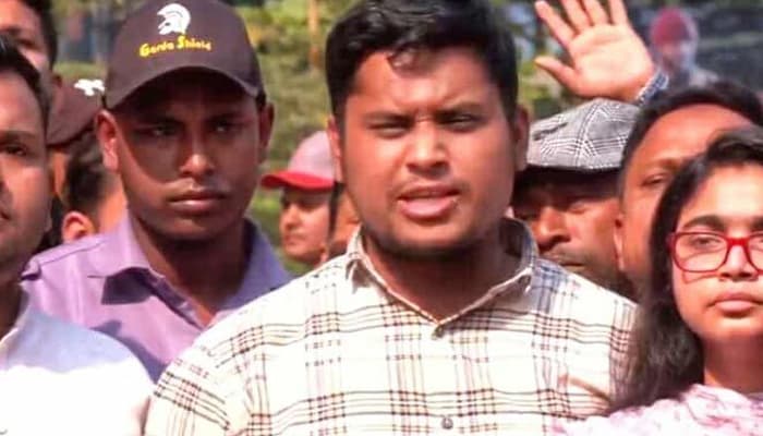 Thumbnail for হাসিনার ফাঁসি দেখা পর্যন্ত আল্লাহ যেন খালেদা জিয়াকে বাঁচিয়ে রাখে: হাসনাত