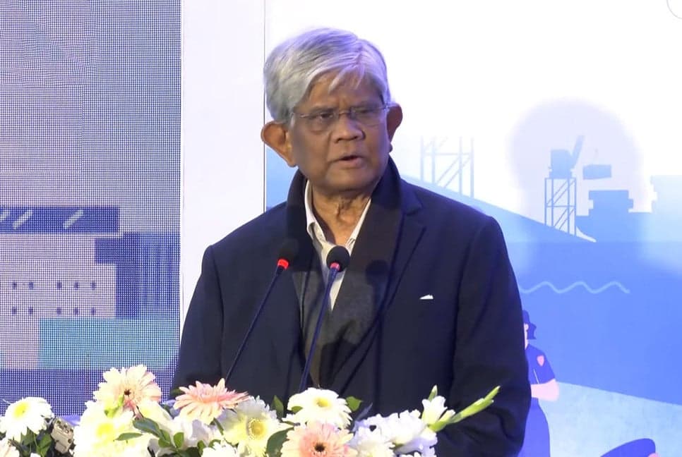 Thumbnail for বেসরকারি খাতে আস্থার সংকট: নতুন সরকারের সামনে কঠিন অগ্নিপরীক্ষা