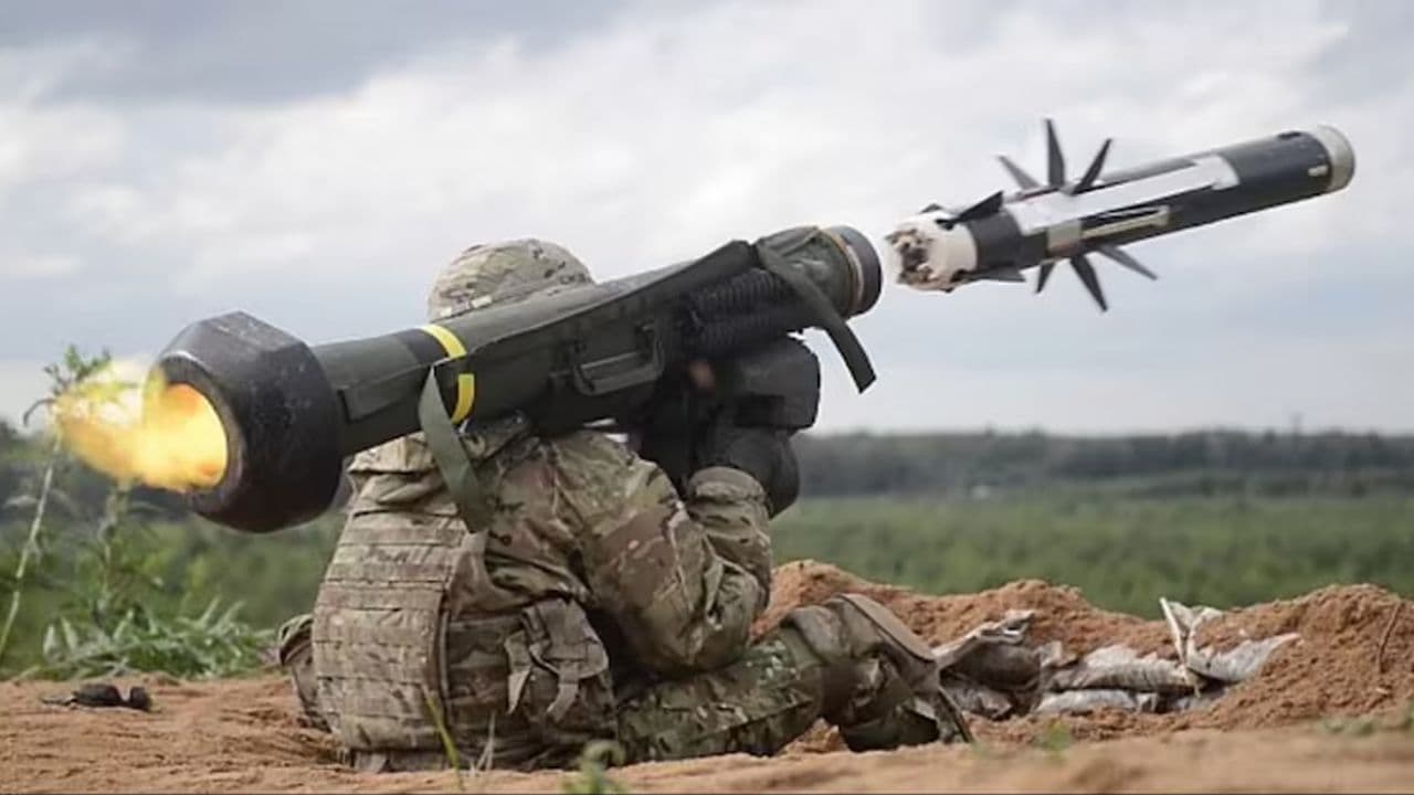 Thumbnail for ভারত এর কাছে জ্যাভলিন ক্ষেপণাস্ত্র ও স্মার্ট গোলা বিক্রি করবে যুক্তরাষ্ট্র