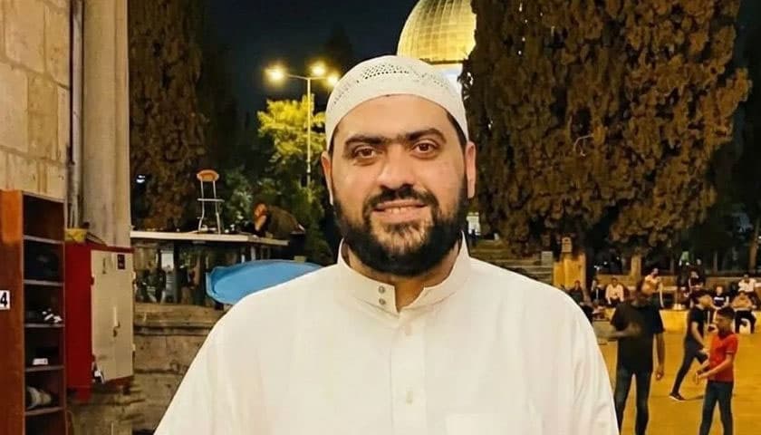 Thumbnail for আল আকসা মসজিদে ঢুকে ইমামকে গ্রেফতার করল ইসরায়েল