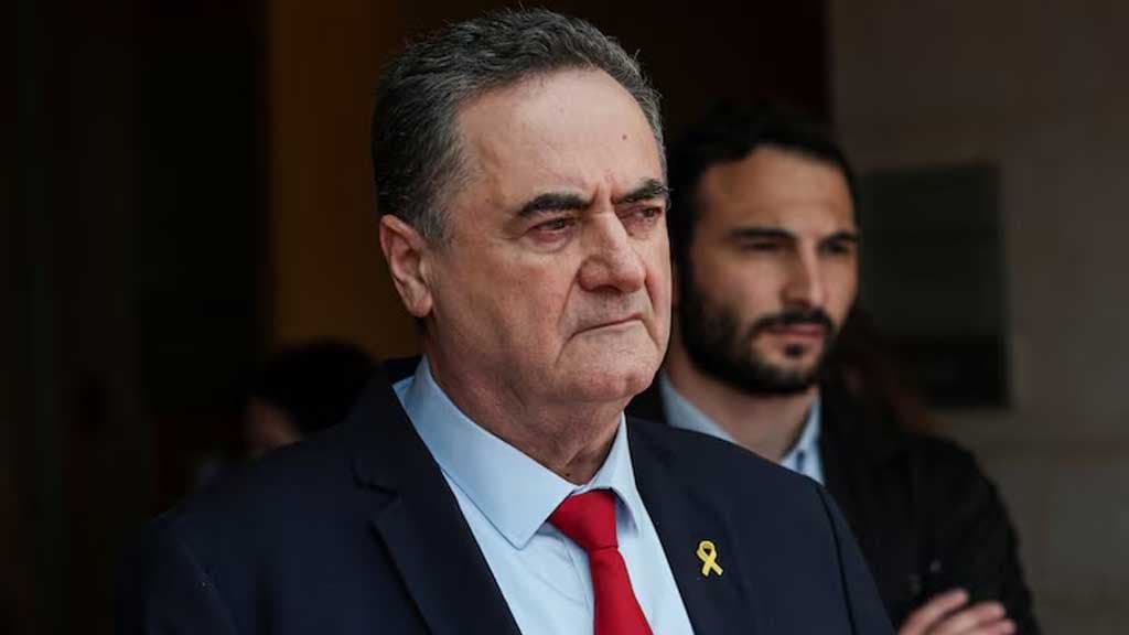 Thumbnail for গাজা ছাড়বে না ইসরায়েলি সেনা প্রতিরক্ষামন্ত্রীর ঘোষণা