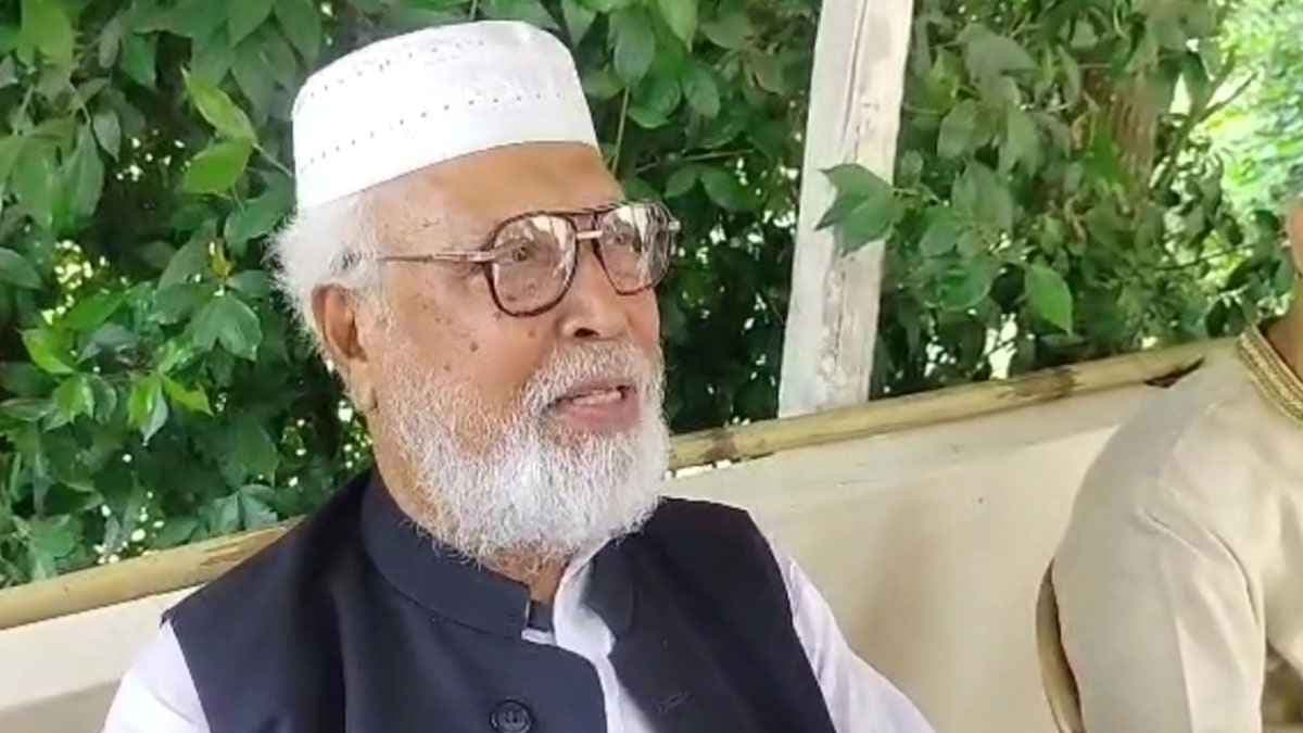 Thumbnail for বিএনপি নয়, আযম খানই মূল প্রতিপক্ষ: বঙ্গবীর কাদের সিদ্দিকী