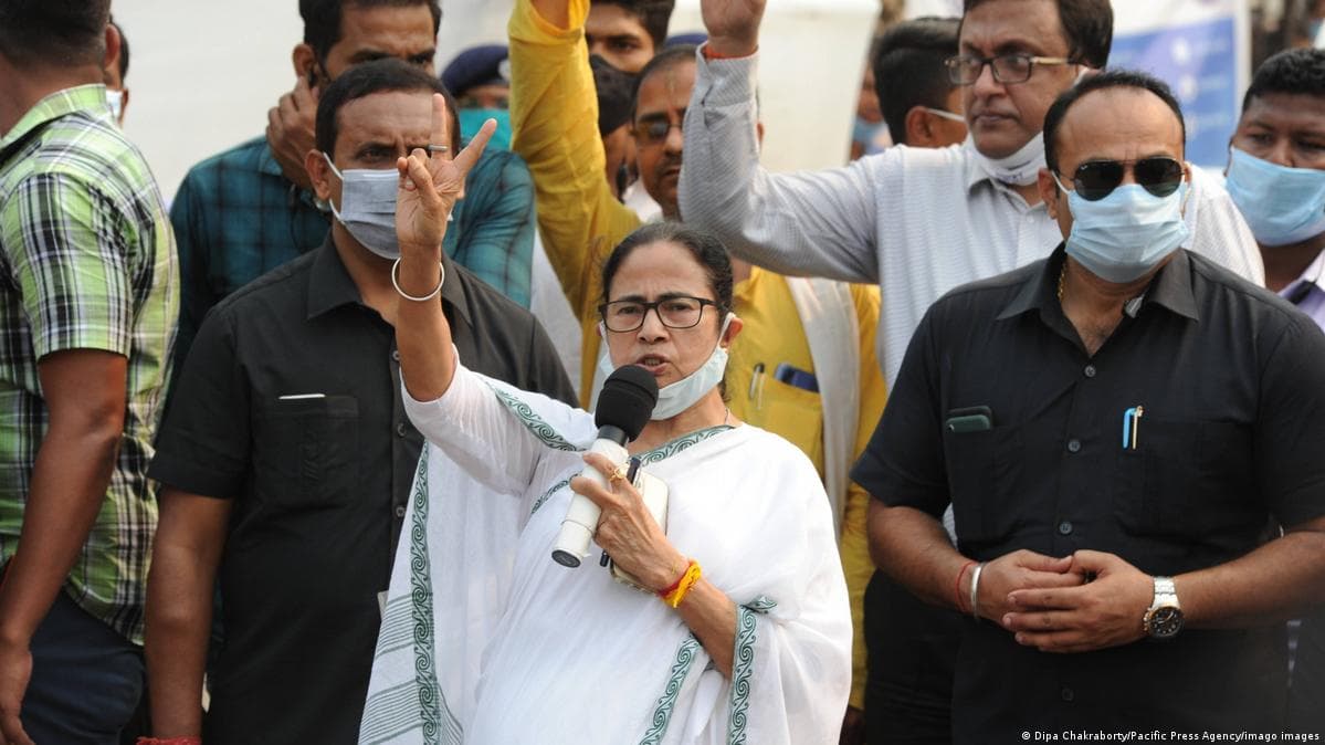 Thumbnail for বাংলাদেশের থেকে ভারতের নির্বাচন কমিশনের শেখা উচিত : মমতা বন্দ্যোপাধ্যায়